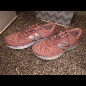 New balance shoes